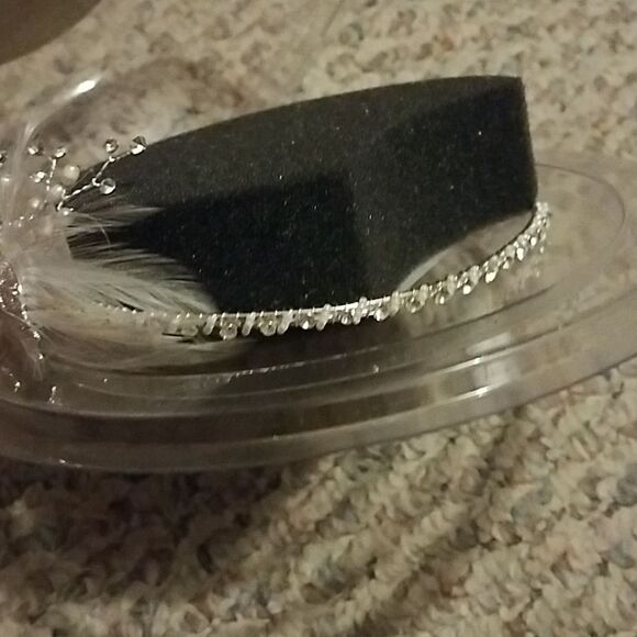 David's Bridal Silver Bling Headpiece W/ Feathers - Picture 7 of 8